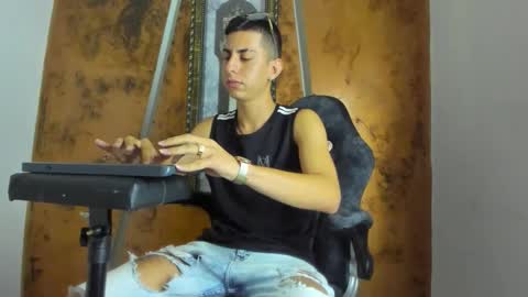 twink_scott19 online show from 28, 9, 2025