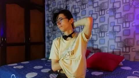 Snapshot of twink_sebas7 chatting on 17, 4, 2026 Sebastin online show from 17, 4, 2026
