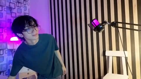 Snapshot of twink_sebas7 chatting on 2, 5, 2026 Sebastin online show from 2, 5, 2026