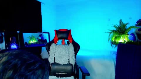 Snapshot of twink_sebas_ chatting on 7, 10, 2025 Bad boy sebastian online show from 7, 10, 2025