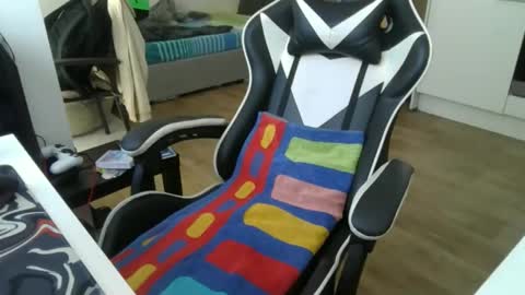 omo online show from 26, 3, 2026