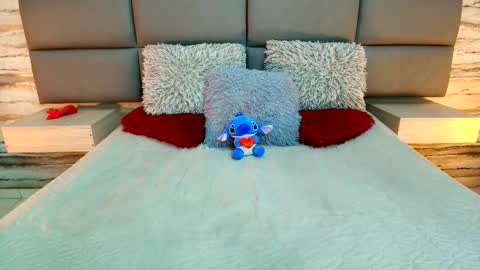 Snapshot of twinslovers_ chatting on 16, 10, 2025 twinslovers_ online show from 16, 10, 2025
