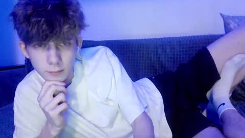 TwiShadow online show from 10, 2, 2026