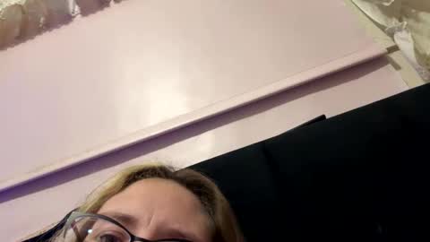 Snapshot of twisted2some420 chatting on 5, 11, 2025 twisted2some420 online show from 5, 11, 2025