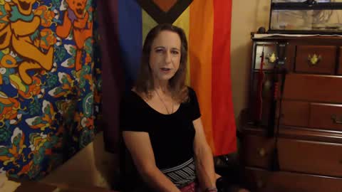 twocumkerry online show from 10, 3, 2025