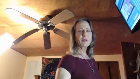 twocumkerry online show from 12, 4, 2026