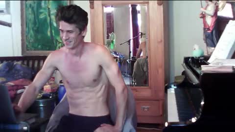 TobeBritta online show from 31, 1, 2025