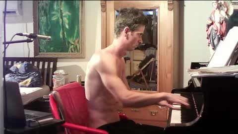 TobeBritta online show from 28, 2, 2025