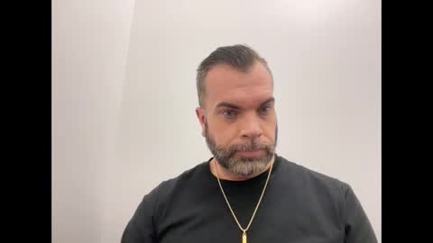 Snapshot of ty_lerdavid chatting on 29, 10, 2025 TylerDavid online show from 29, 10, 2025