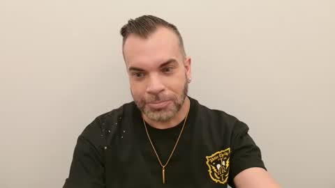 Snapshot of ty_lerdavid chatting on 6, 11, 2025 TylerDavid online show from 6, 11, 2025