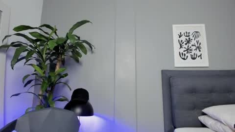 Tyler Fox online show from 9, 4, 2026