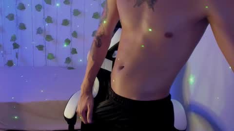 Snapshot of tyler_garcia_ chatting on 1, 2, 2025 Tyler Garcia online show from 1, 2, 2025