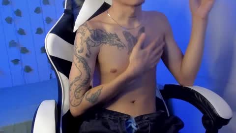 Snapshot of tyler_garcia_ chatting on 27, 2, 2025 Tyler Garcia online show from 27, 2, 2025