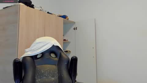     online show from 31, 12, 2024