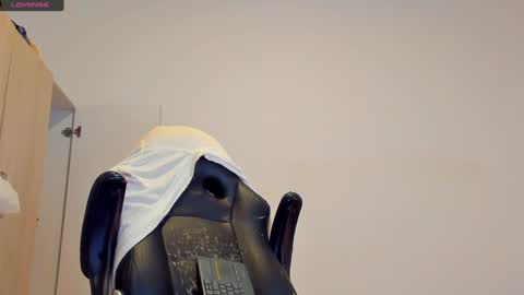     online show from 7, 1, 2025