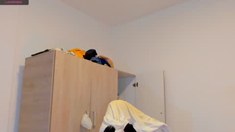     online show from 8, 1, 2025