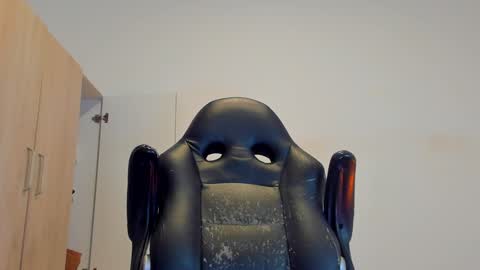     online show from 22, 1, 2025