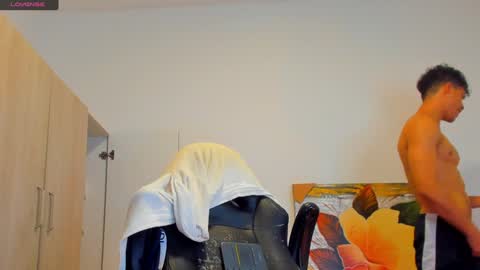     online show from 31, 1, 2025