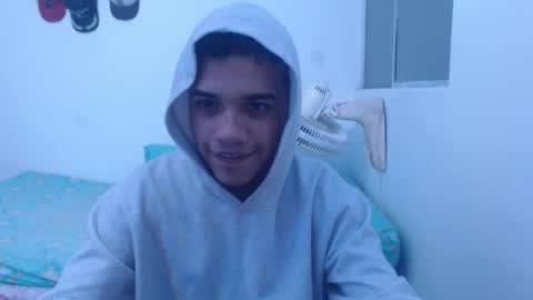 Snapshot of tyler_master24 chatting on 13, 10, 2025 tyler online show from 13, 10, 2025