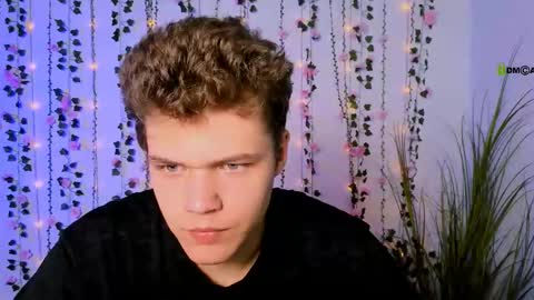 tyler_sparks_ online show from 17, 9, 2025