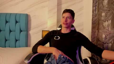 Tyler online show from 10, 10, 2025