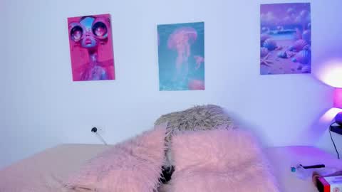 Snapshot of tyra_banksi chatting on 23, 10, 2025 tyra online show from 23, 10, 2025