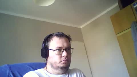 Snapshot of tyradi1991 chatting on 9, 8, 2026 tyradi1991 online show from 9, 8, 2026