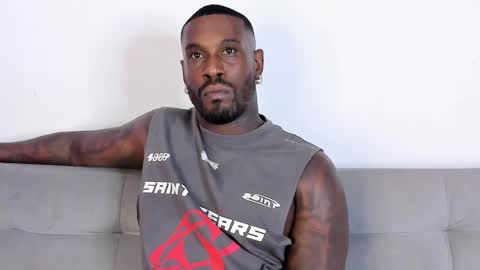 Snapshot of tyron_rulers chatting on 18, 10, 2025 Dvid Rullers online show from 18, 10, 2025