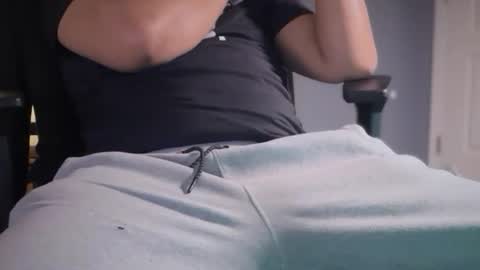 Snapshot of tysean1 chatting on 4, 3, 2025 Slong Dong online show from 4, 3, 2025