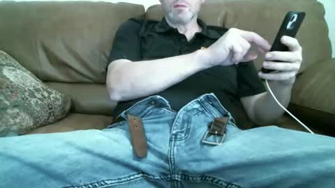 Snapshot of u_suck_i_lick_for_69_cumsohard chatting on 7, 11, 2025 Mister F online show from 7, 11, 2025