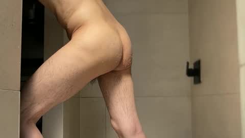 Snapshot of ubehalaya chatting on 13, 9, 2025 Ross online show from 13, 9, 2025