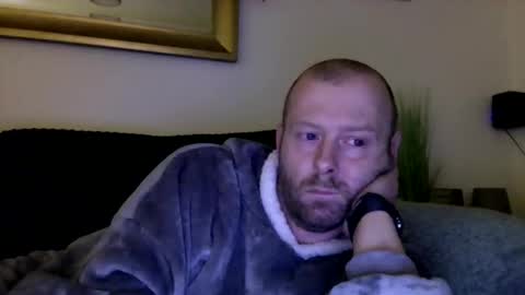 ukmatty3 online show from 18, 12, 2024