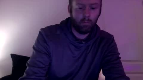 ukmatty3 online show from 15, 9, 2025