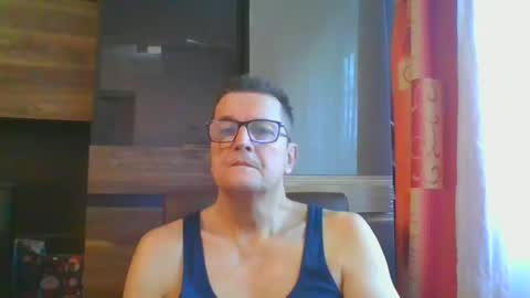 Snapshot of ulmeni4 chatting on 16, 12, 2024 ulmeni4 online show from 16, 12, 2024