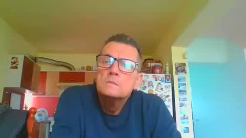 ulmeni4 online show from 18, 5, 2026