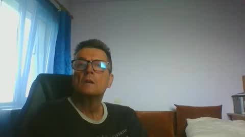 ulmeni4 online show from 4, 6, 2026