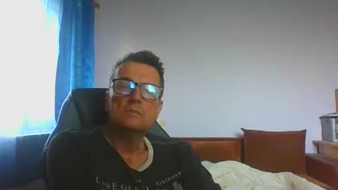 ulmeni4 online show from 5, 6, 2026