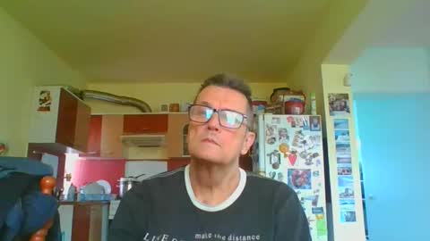 Snapshot of ulmeni7 chatting on 25, 5, 2026 ulmeni7 online show from 25, 5, 2026