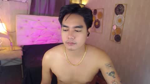 Snapshot of ultimatesexytrans chatting on 23, 11, 2025 Alex online show from 23, 11, 2025