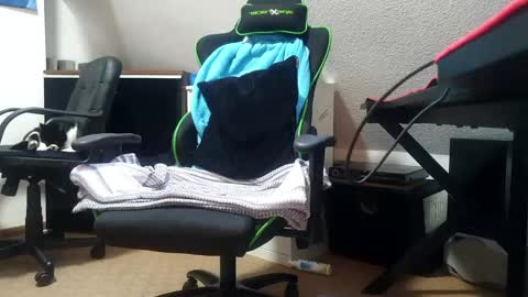 Mr.  Mrs. Smith online show from 10, 1, 2025