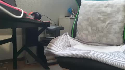 Mr.  Mrs. Smith online show from 16, 2, 2025