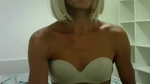 Snapshot of unadiosa chatting on 10, 7, 2026 unadiosa online show from 10, 7, 2026