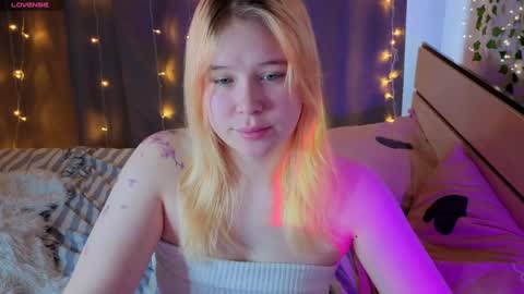 unburntkatniss online show from 12, 4, 2026