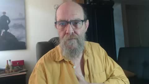 Uncle Hottie online show from 6, 7, 2026