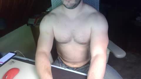 Under the desk online show from 18, 3, 2026