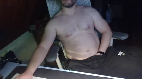 Under the desk online show from 16, 4, 2026