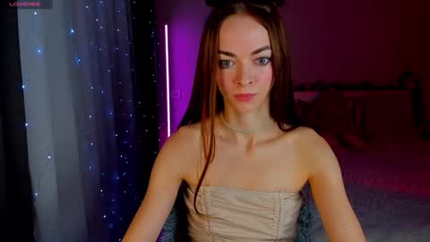 Under The Skin online show from 7, 2, 2025