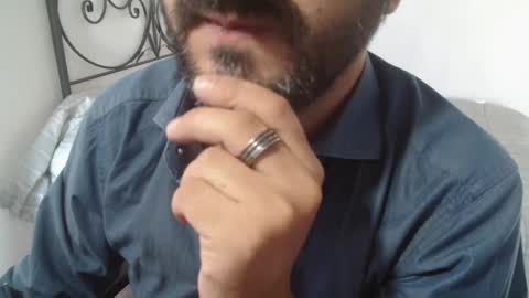 Giov online show from 1, 10, 2025