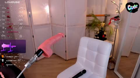 Call me Mira  thumbs up its make me happy online show from 14, 12, 2024