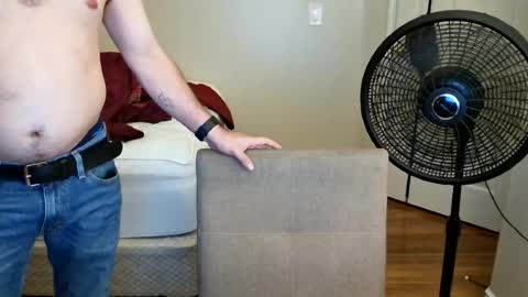 Snapshot of unluckyheroin187 chatting on 2, 7, 2026 sexy leonardo online show from 2, 7, 2026